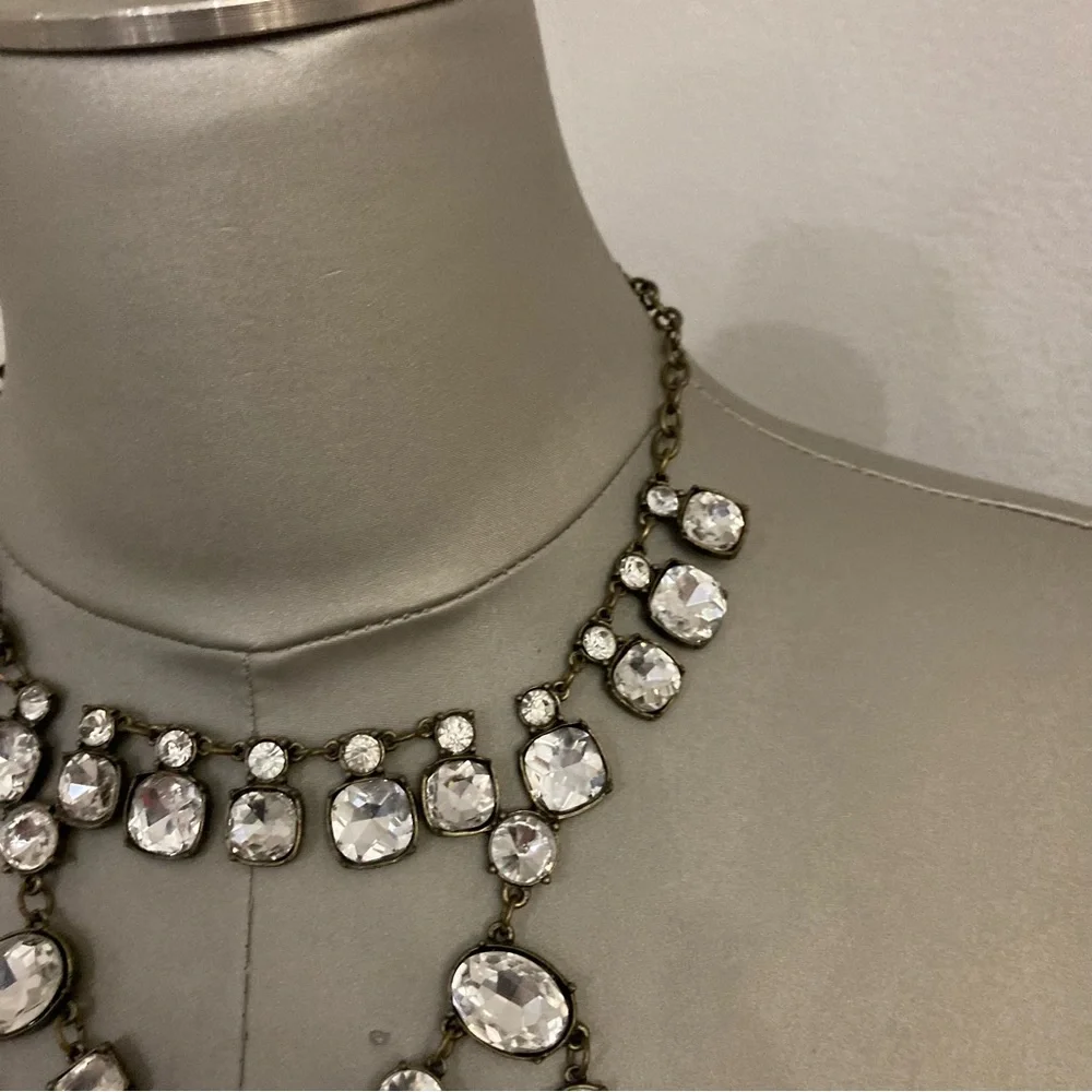 VGUC rhinestone and antique gold tone statement necklace Unbranded - Picture 4 of 6